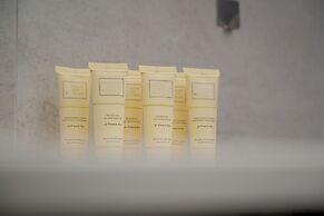 Spacious Apartment for 6 by Renters