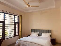 Goroomgo Bhanu Palace Rudraprayag