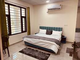 Goroomgo Bhanu Palace Rudraprayag