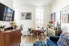 Contemporary Victorian Studio