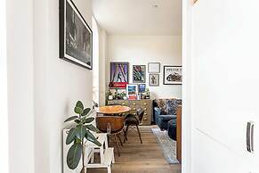 Contemporary Victorian Studio