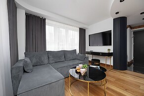 Warsaw Studio in City Center by Renters