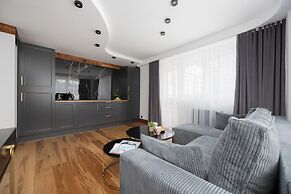 Warsaw Studio in City Center by Renters