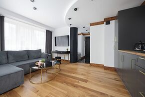 Warsaw Studio in City Center by Renters