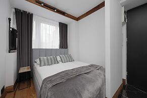 Warsaw Studio in City Center by Renters