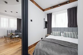 Warsaw Studio in City Center by Renters