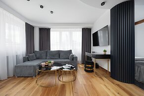 Warsaw Studio in City Center by Renters