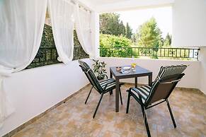 Room in Studio - Studio With Balcony and Sea View