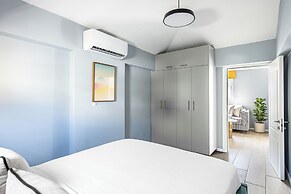 Mate Levinski - By HOMY