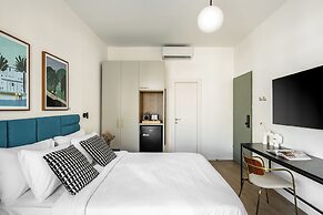 Mate Levinski - By HOMY