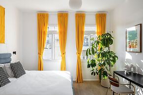 Mate Levinski - By HOMY