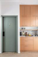 Mate Levinski - By HOMY