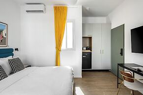 Mate Levinski - By HOMY