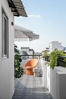 Mate Levinski - By HOMY