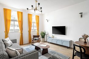 Mate Levinski - By HOMY