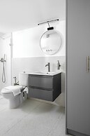 Mate Levinski - By HOMY