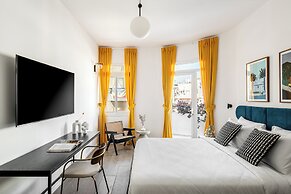 Mate Levinski - By HOMY