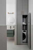 Mate Levinski - By HOMY