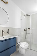 Mate Levinski - By HOMY