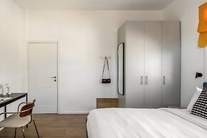 Mate Levinski - By HOMY