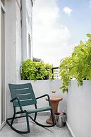 Mate Levinski - By HOMY