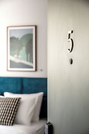 Mate Levinski - By HOMY