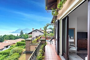 Il Dipinto Sul Lago Stresa Center