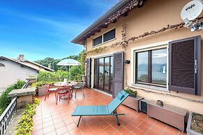 Il Dipinto Sul Lago Stresa Center