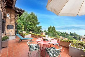 Il Dipinto Sul Lago Stresa Center