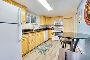 Cozy Park City Apartment, Walk to Ski Lift!
