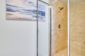 Destin Resort Condo w/ Pool + Beach Shuttle!