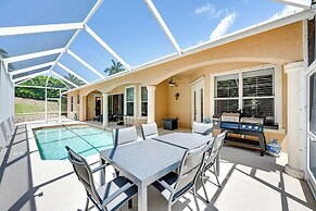 Marco Island Home w/ Private Pool: 3 Mi Beach!