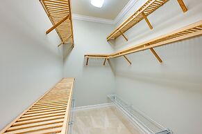 Marco Island Home w/ Private Pool: 3 Mi Beach!