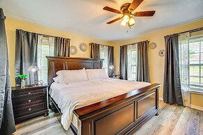 Onalaska Home w/ Game Room, Sunroom & Lake View!