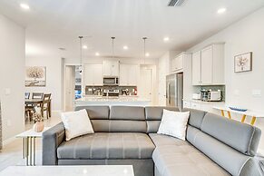 Pet-friendly Port Charlotte Home w/ Gas Grill!