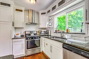 Charming Ann Arbor Getaway w/ Deck: Near Downtown!
