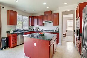 4 Mi to Solano Town Center: Fairfield Retreat!