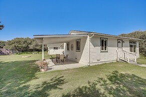 2 Blocks to Beach: Dog-friendly Oceano Cottage