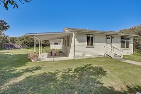 2 Blocks to Beach: Dog-friendly Oceano Cottage