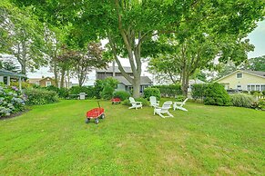 Water-view New Suffolk Cottage on North Fork!