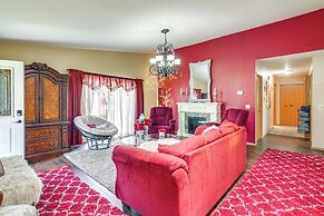 Pet-friendly Sheboygan Home: 4 Mi to Lake Michigan