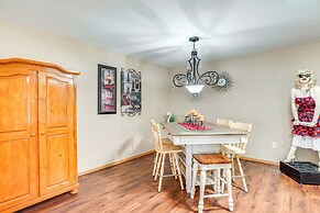 Pet-friendly Sheboygan Home: 4 Mi to Lake Michigan