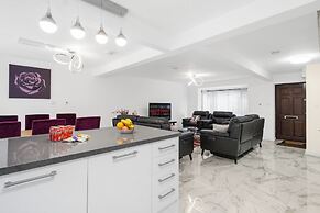 7 bed House for HS2 Contractors & Corporate Travel