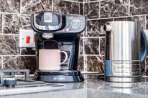 7 bed House for HS2 Contractors & Corporate Travel