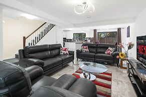 7 bed House for HS2 Contractors & Corporate Travel