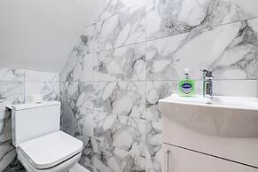 7 bed House for HS2 Contractors & Corporate Travel