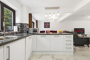 7 bed House for HS2 Contractors & Corporate Travel