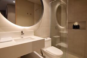 w Charming 2BR w Fantastic Deco in Unicentro