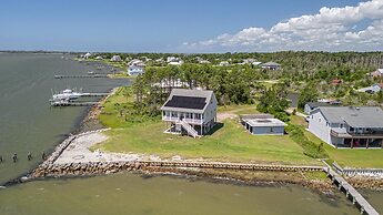 The Point At Marshallberg 3 Bedroom Home by RedAwning