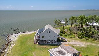 The Point At Marshallberg 3 Bedroom Home by RedAwning